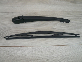 POLCAR zadní ramínko - Subaru Forester (SG) 02-08 350 mm