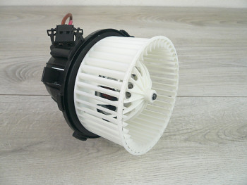 Ventilátor kúrenia AUDI A4 A5 Q5