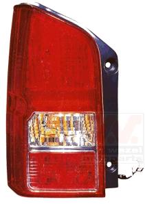 Světlo zadné NISSAN PATHFINDER 04-