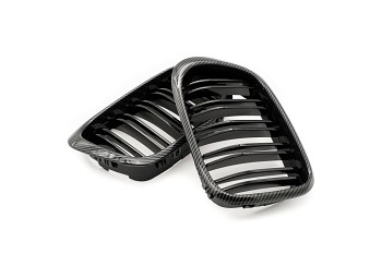 Maska chladiče BMW 5 E39 dual karbon Maska chladiče BMW 5 E39 dual karbon
